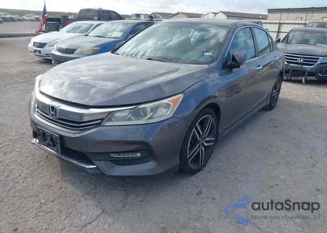2017 Honda Accord Sport z USA, uszkodzony, nr VIN 1HGCR2F54HA104144